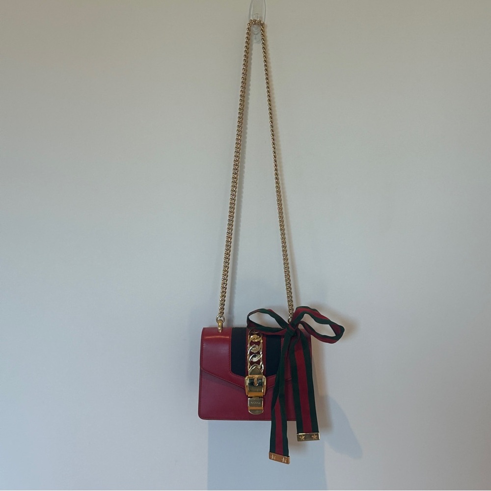 Gucci Red Leather Mini Web Chain Sylvie Shoulder Bag - Picture 3 of 10